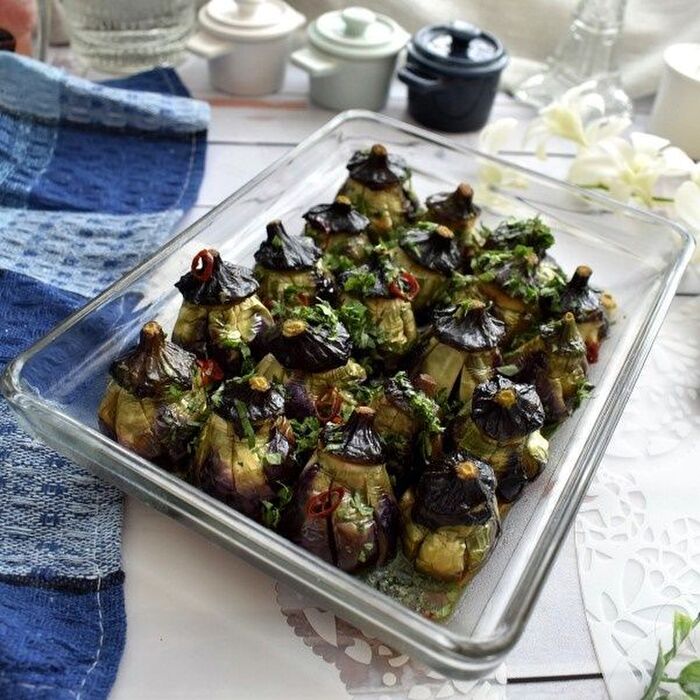 くるんとかわいい~小ナスの揚げびたし