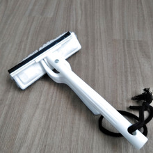 1本でブラシとワイパーというだけではないのが素晴らしい☆