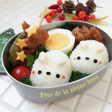 俵型おにぎりのうさちゃんでお月見弁当