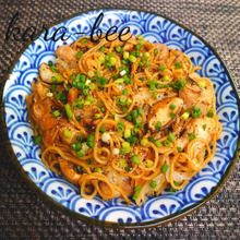 いつものマルちゃんが激ウマ♪鶏ときのこのバターソース焼きそば