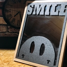 【ダイソー】シンプルなミラーを簡単リメイクでオリジナルミラーに😁