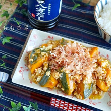 かつお節まみれ♪かぼちゃと鶏ミンチの炊いたん