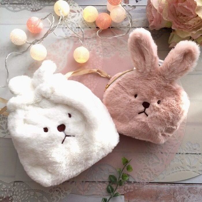 もこもこふわふわ感がたまらない~うさぎの巾着とポーチ