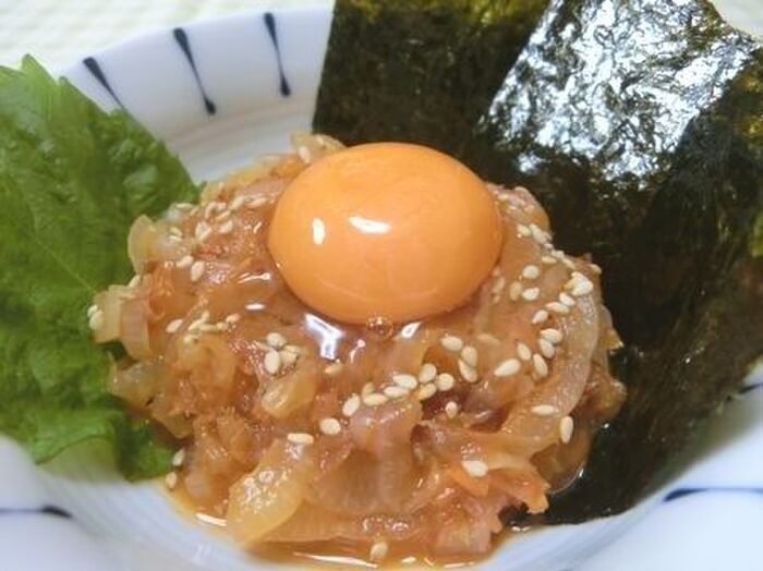 レンチン2分で美味副菜♪ とろとろ玉ねぎのユッケ風