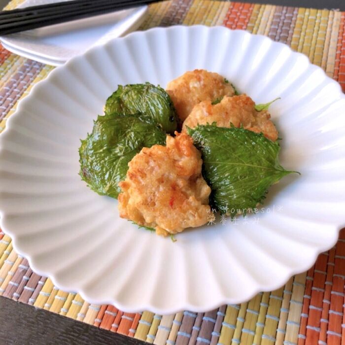 【おつまみにオススメ】貧血予防に!梅えび豆腐の大葉揚げ