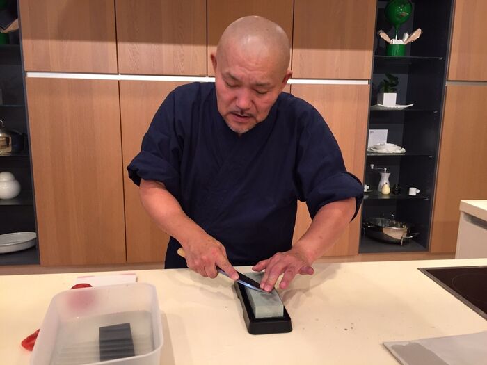 ユーモア溢れるトークと達人技に目が釘付けでした!