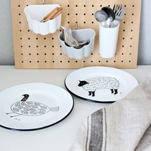 セリア+ダイソーで北欧可愛い壁面収納