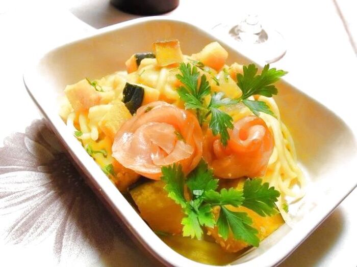 カボチャとサーモンのクリームパスタ