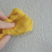 壁(ビニールクロス)のナゾの汚れが、百均セスキソーダで真っ白に♪