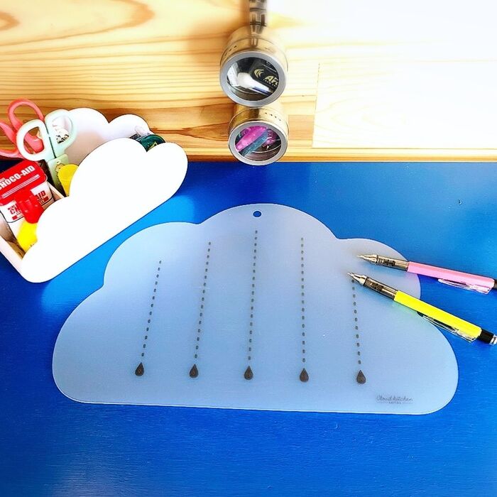 ワッツ可愛い☆雲型まな板シート！通常使いでも、そうでなくてもおしゃれ！