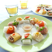 パックごはんで簡単!パーティーレシピ「お祝い一口にぎり」