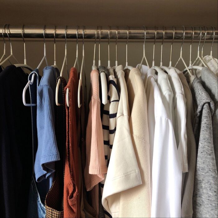 「着ない服は売りなさい。売れない服は捨てなさい。」大人用から子ども用まで!わが家のハンガー大公開!