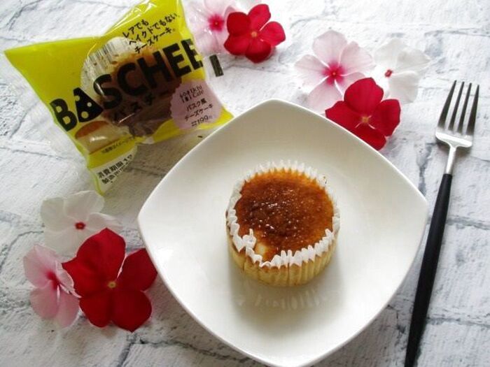 今年の爆発的ヒットコンビニスィーツ『バスチー』+バスチーの作り方