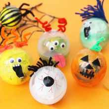 簡単ガチャガチャカプセルリメイク!子供喜ぶハロウィンお菓子ラッピング編