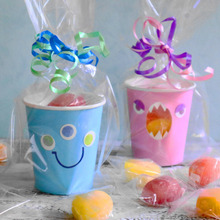 ハロウィンに♪紙コップでモンスターラッピング