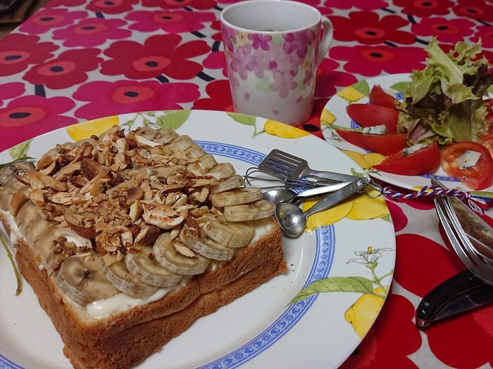 おしゃんな朝食シリーズ Vol.9 マスカルバナーヌ、nutty&Dukkah