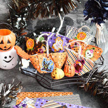 100均の折紙を使ってハロウィンのラッピング