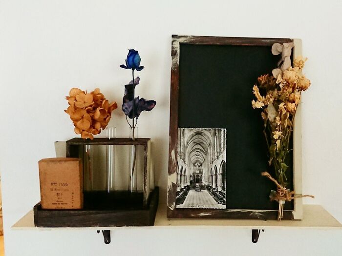 百均材料でアンティークコーナー♪