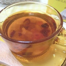 膨らんだフルーツも楽しみ♪ ドライフルーツ入りホットティー