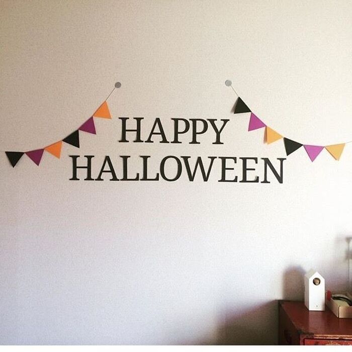 画用紙で作った手作りハロウィン飾り