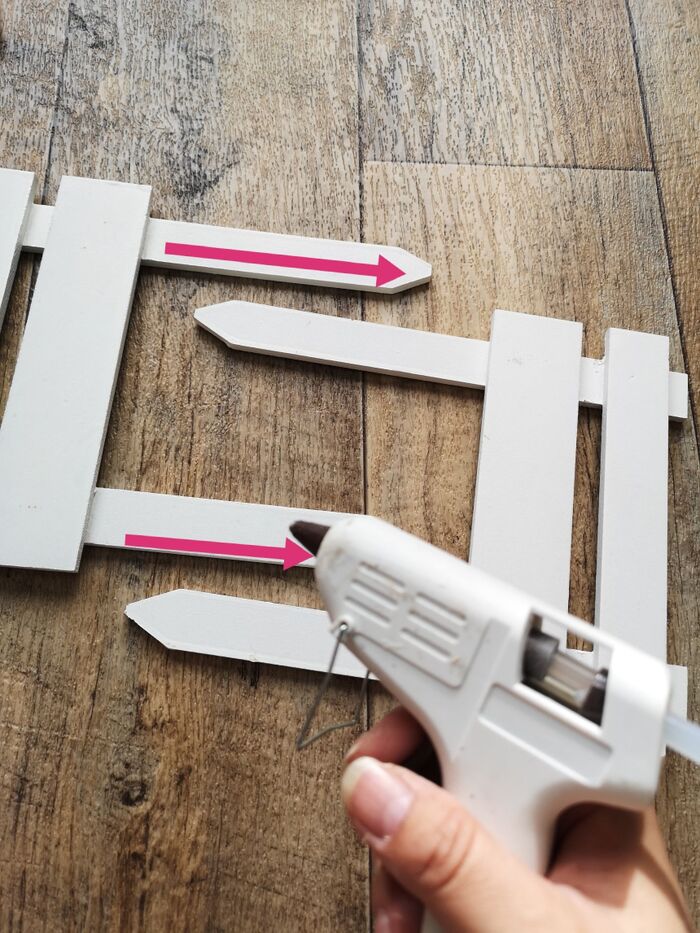 グルーガンを使います