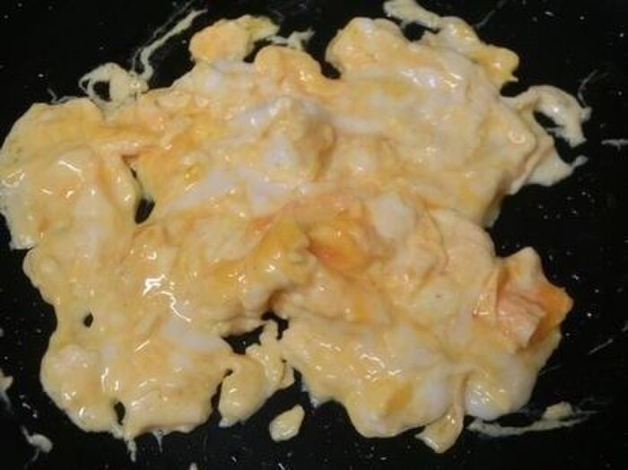 1.たまごを炒める