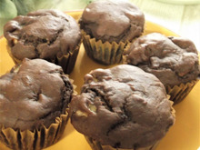 生地ふわっと&バナナトロ~リ♪ワンボウルでちぎりバナナのココアカップケーキ