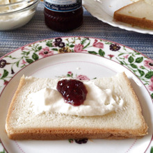 手巻き寿司ならぬ、手巻きパンロール❣️