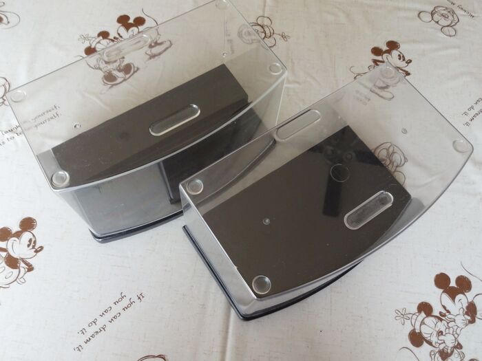 コレクションケースを用意します。