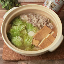 豚肉とキャベツのにんにく味噌バター鍋