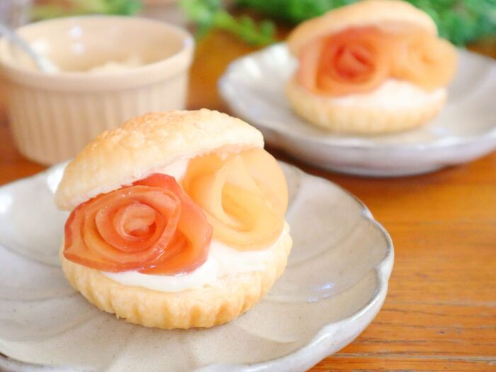 アップルローズのチーズクリームパイ