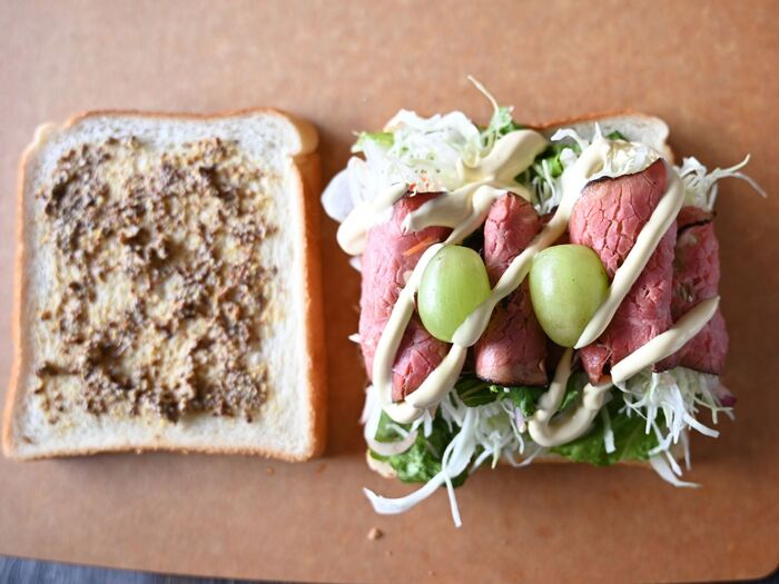 ちょっと豪華な夜だった翌日はワインと一緒に:ローストビーフ