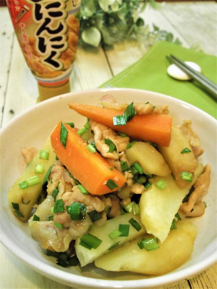 フライパンで時短♪子どもウケした 炒めにんにく肉じゃが