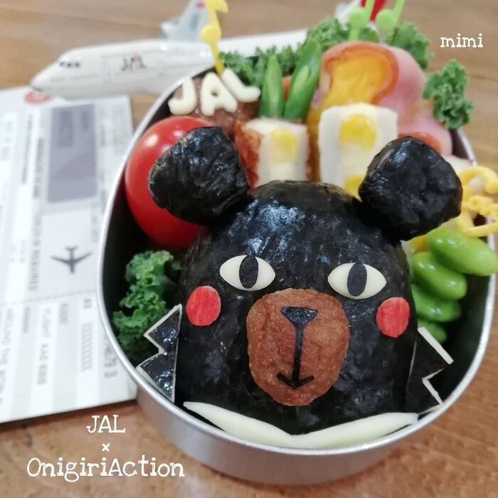 台湾のゆるキャラ「喔熊」オーベアでおにぎりアクション