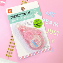 うさぎの形がかわいい!動物デザインの修正テープ