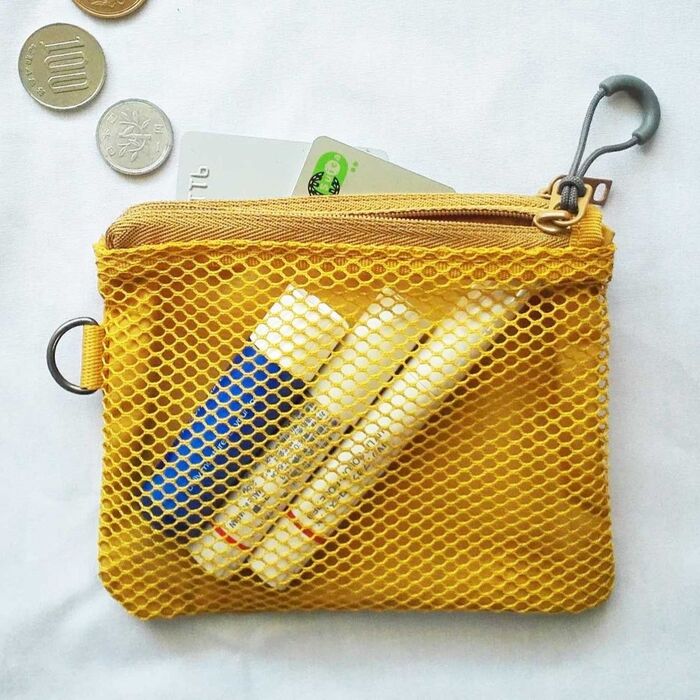 浮気しても、無印のコレに戻っちゃう。身軽スタイルには欠かせないポーチ