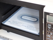 【大掃除】電子レンジの汚れが驚きの白さに!セリアのマットで汚れを防いで掃除もラクに♪