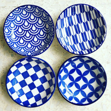 インスタ映え♪ブルーの和柄の小皿