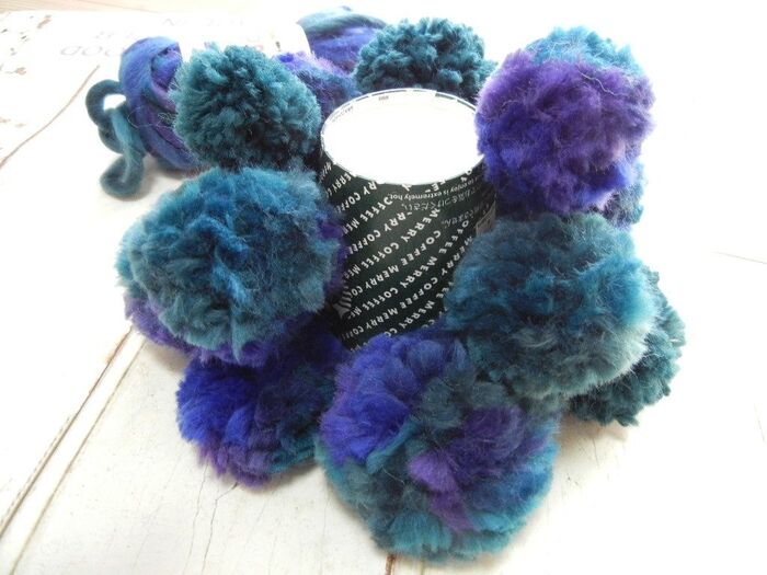 隙間が出来ないように埋めていきます