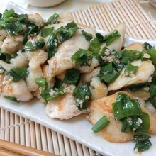 安い!美味い!ヤミツキ! しっとりやわらか鶏むねのねぎ塩炒め