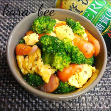 おつまみにお弁当に♪ブロッコリーと卵とウインナーの塩バター炒め