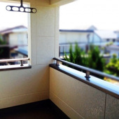 家の中がスッキリ片付く!ベランダに収納スペースを確保しよう