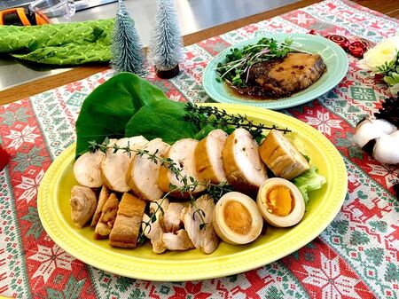 これが電子レンジ8分で?!ぱさつかない!味しみっ染み♪鶏チャーシュー