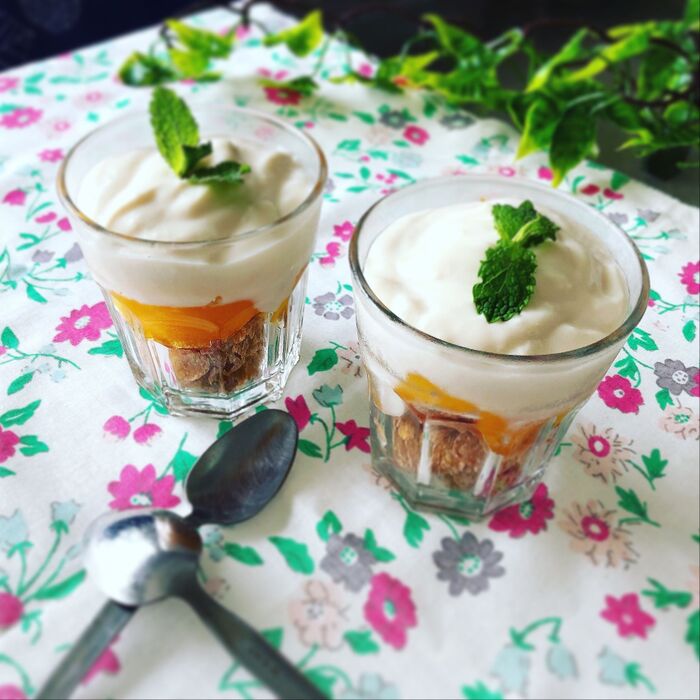 スム~ス♪絹ごし豆腐クリームと桃缶のトライフル