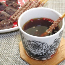 お家カフェのアイデア♡刺激的かつとろ~り甘~いチョコが楽しめるあったか紅茶♪