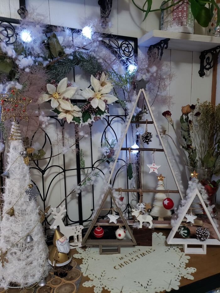 ホワイトX'masディスプレイ完成~