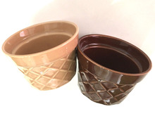 アイスクリームのコーンみたいなワッフル柄の小鉢