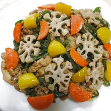 市販のレトルト活用でも♡超簡単!クリスマスな華やかレシピ♡雪の結晶蓮根の作り方のコツ♪