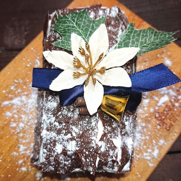 ブッシュ・ド・ノエル簡単10分以内(費用200円)クリスマスケーキ