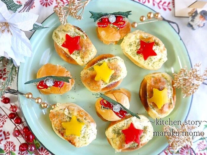 クリスマスに簡単!市販のパンと冷凍食品を使って~子供も大人も大好きなパン❤